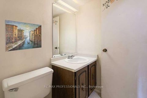 Photo 18 at D13 - 288 Mill Road, Markland Wood, Toronto