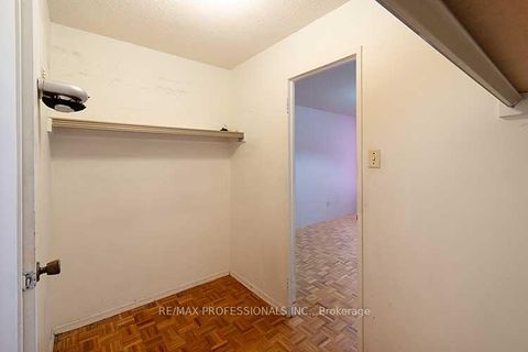 Photo 23 at D13 - 288 Mill Road, Markland Wood, Toronto