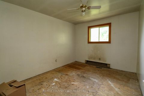 Photo 14 at 31254 Lake Ridge Road, Pefferlaw, Georgina