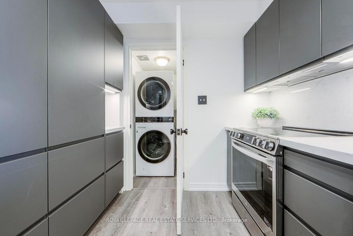 Photo 7 at 901 - 1700 Eglinton Avenue E, Victoria Village, Toronto