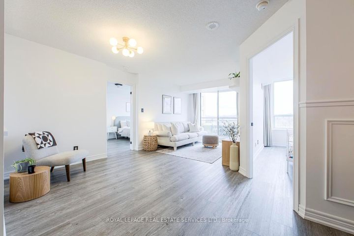 Photo 12 at 901 - 1700 Eglinton Avenue E, Victoria Village, Toronto