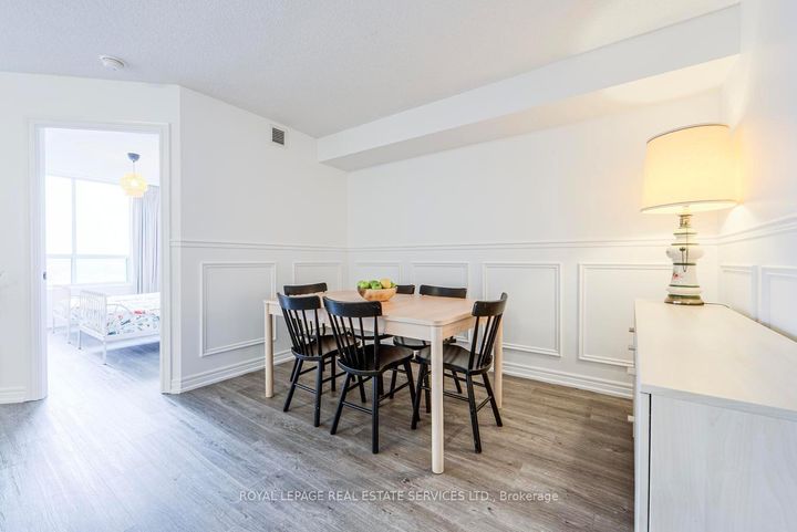 Photo 13 at 901 - 1700 Eglinton Avenue E, Victoria Village, Toronto