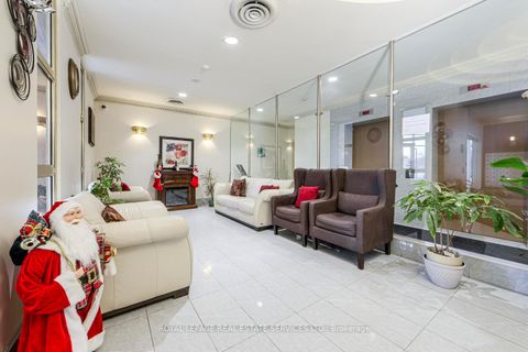 Photo 2 at 901 - 1700 Eglinton Avenue E, Victoria Village, Toronto