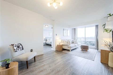 Photo 16 at 901 - 1700 Eglinton Avenue E, Victoria Village, Toronto