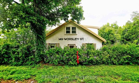 Photo 4 at 149 Worsley Street, City Centre, Barrie