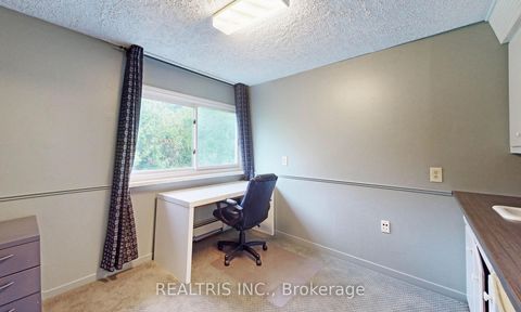 Photo 14 at 149 Worsley Street, City Centre, Barrie