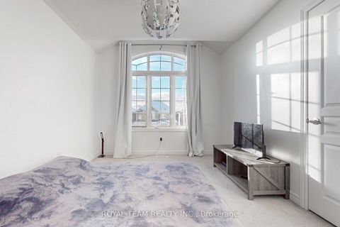 Photo 13 at 61 Lampkin Street, Sutton & Jackson's Point, Georgina