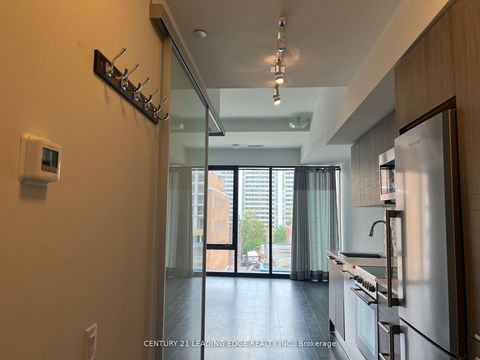 Photo 3 at 405 - 28 Wellesley Street E, Yonge Corridor, Toronto