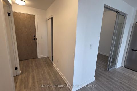 Photo 10 at 307 - 2300 St Clair Avenue W, Junction Area, Toronto