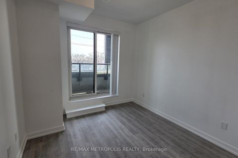 Photo 13 at 307 - 2300 St Clair Avenue W, Junction Area, Toronto