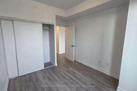 Photo 14 at 307 - 2300 St Clair Avenue W, Junction Area, Toronto