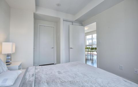 Photo 9 at 2015 - 460 Adelaide Street E, Moss Park, Toronto