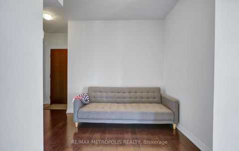 Photo 13 at 2015 - 460 Adelaide Street E, Moss Park, Toronto