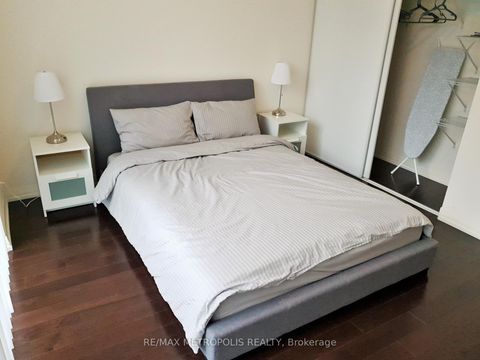 Photo 9 at 2117 - 460 Adelaide Street E, Moss Park, Toronto