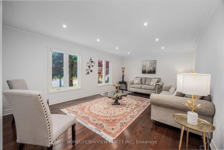 Photo 10 at 11 Wendover Court, Bayview Hill, Richmond Hill