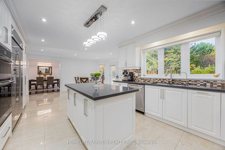 Photo 20 at 11 Wendover Court, Bayview Hill, Richmond Hill