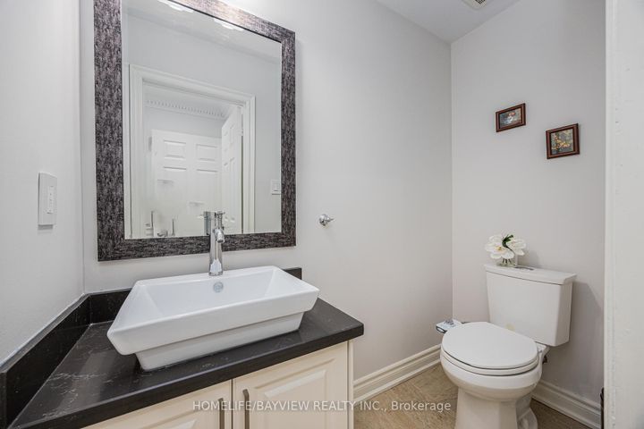 Photo 32 at 11 Wendover Court, Bayview Hill, Richmond Hill