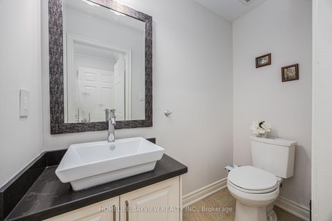 Photo 32 at 11 Wendover Court, Bayview Hill, Richmond Hill