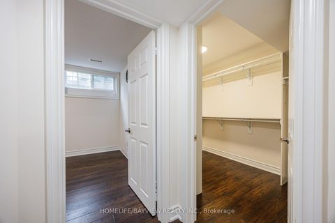 Photo 37 at 11 Wendover Court, Bayview Hill, Richmond Hill