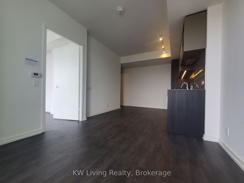 Photo 7 at 1801 - 1000 Portage Parkway, Vaughan Corporate Centre, Vaughan