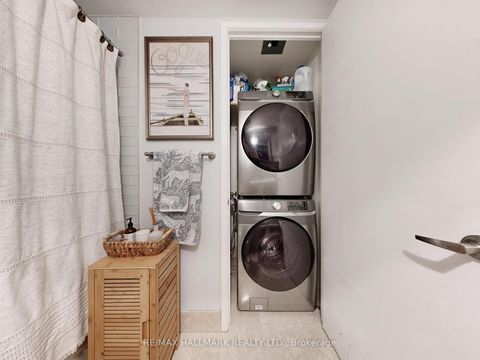 Photo 16 at 1403 - 85 Bloor Street E, Yonge Corridor, Toronto