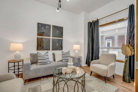 Photo 5 at 18 Wiltshire Avenue, Pellam Park, Toronto