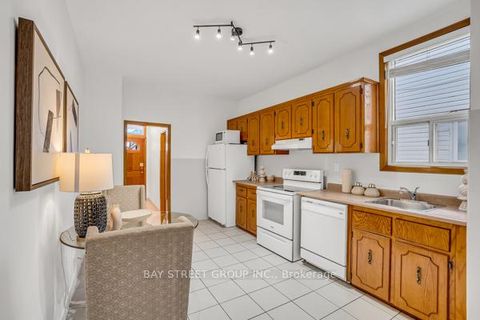 Photo 16 at 18 Wiltshire Avenue, Pellam Park, Toronto