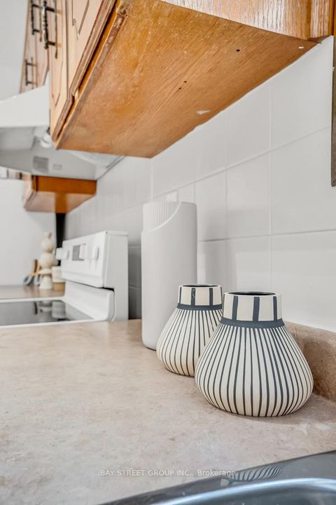 Photo 26 at 18 Wiltshire Avenue, Pellam Park, Toronto