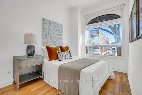 Photo 30 at 18 Wiltshire Avenue, Pellam Park, Toronto