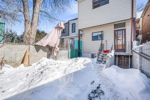 Photo 46 at 18 Wiltshire Avenue, Pellam Park, Toronto