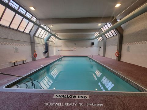 Photo 4 at 513 - 4064 Lawrence Avenue E, West Hill, Toronto