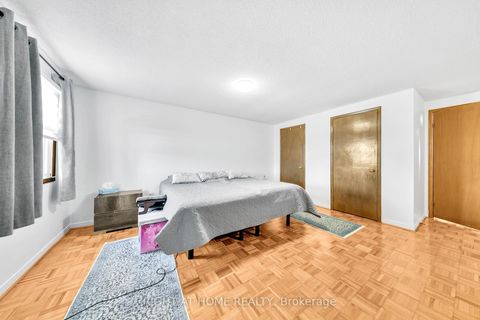 Photo 15 at 8 Terra Road, East Woodbridge, Vaughan