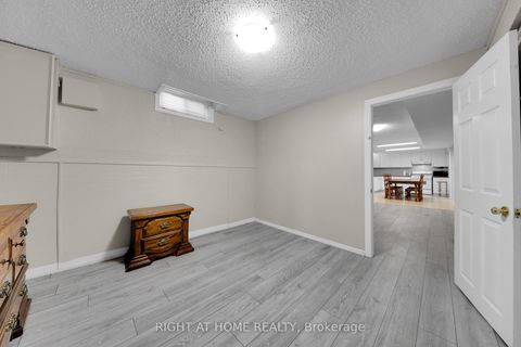 Photo 25 at 8 Terra Road, East Woodbridge, Vaughan