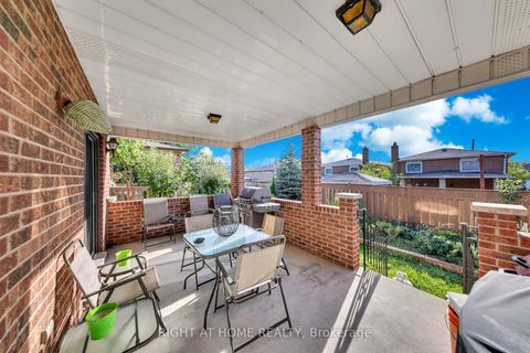 Photo 34 at 8 Terra Road, East Woodbridge, Vaughan