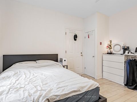 Photo 16 at 24 Webster Avenue, Annex, Toronto