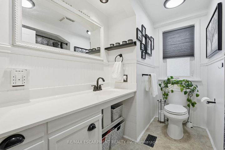 Photo 23 at 2036 Mountainside Drive, Mountainside, Burlington