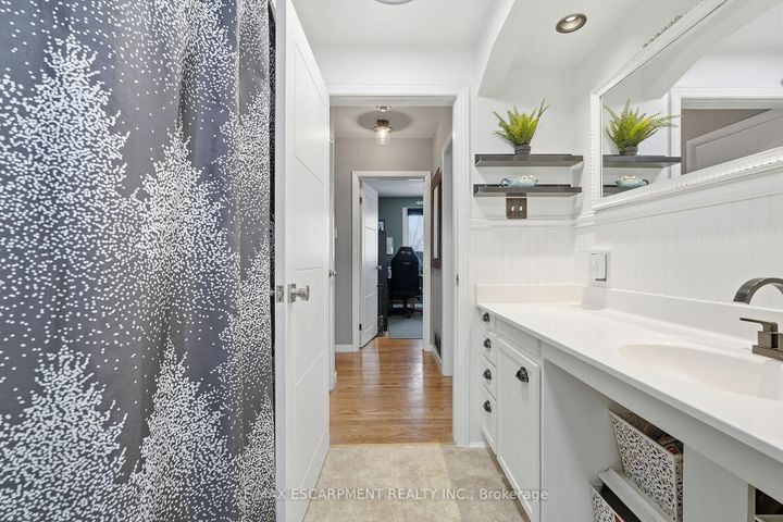 Photo 24 at 2036 Mountainside Drive, Mountainside, Burlington