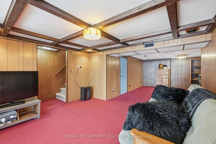 Photo 33 at 2036 Mountainside Drive, Mountainside, Burlington