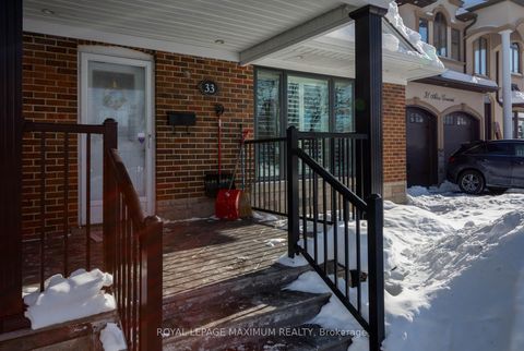 Photo 2 at 33 Alice Crescent, Maryvale, Toronto