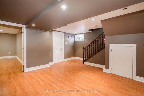 Photo 21 at 33 Alice Crescent, Maryvale, Toronto