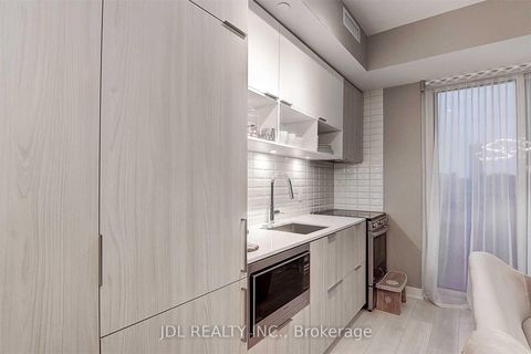 Photo 6 at 918 - 60 Tannery Road, Waterfront Communities C8, Toronto