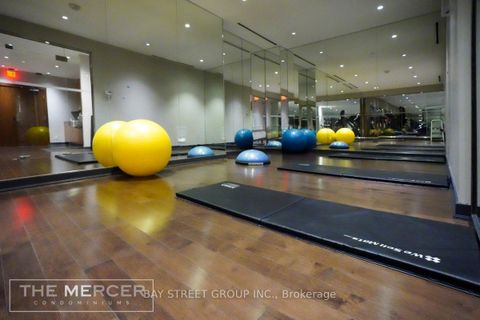 Photo 18 at 909 - 8 Mercer Street, Waterfront Communities C1, Toronto