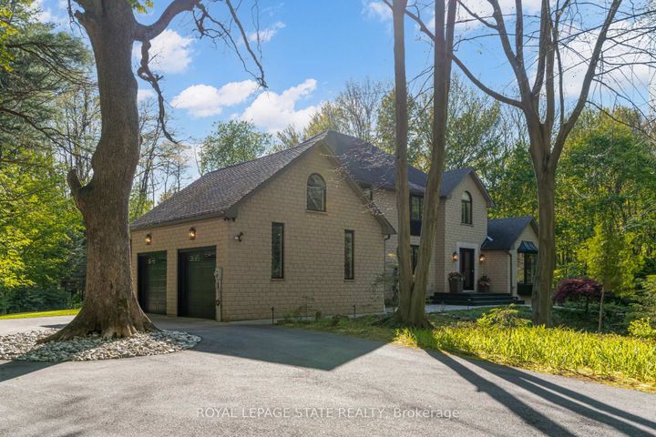 Photo 5 at 18 Elder Crescent, Ancaster, Hamilton