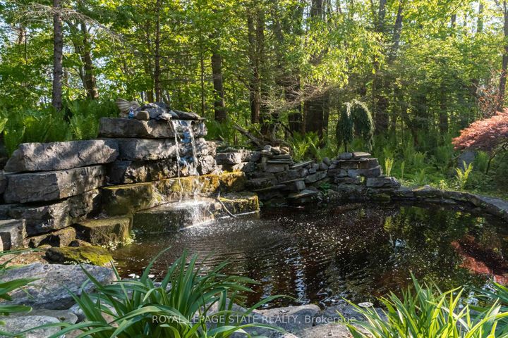 Photo 48 at 18 Elder Crescent, Ancaster, Hamilton