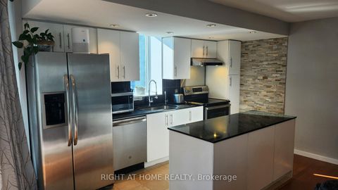 Photo 10 at 1912 - 8 York Street, Waterfront Communities C1, Toronto