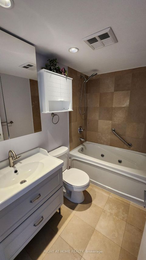 Photo 16 at 1912 - 8 York Street, Waterfront Communities C1, Toronto