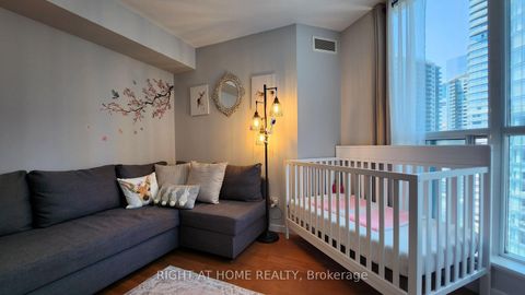 Photo 17 at 1912 - 8 York Street, Waterfront Communities C1, Toronto