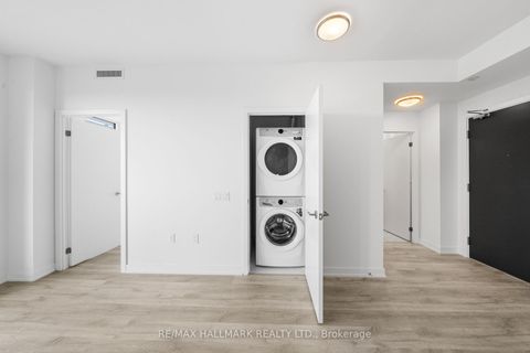 Photo 14 at N2708 - 7 Golden Lion Heights, Newtonbrook East, Toronto