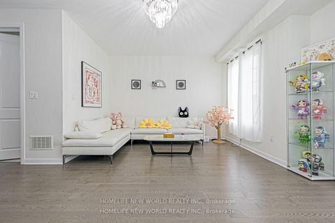 Photo 11 at 85 Casely Avenue, Rural Richmond Hill, Richmond Hill