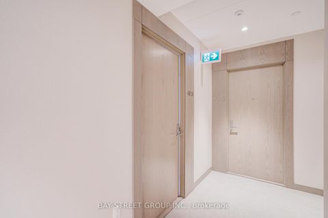 Photo 12 at 4801 - 125 Blue Jays Way, Waterfront Communities C1, Toronto